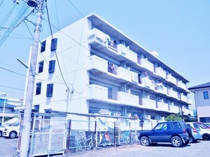 ロイヤルハイツ飯田外観写真