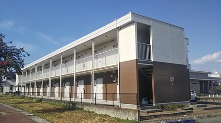 レオパレスレザン外観写真