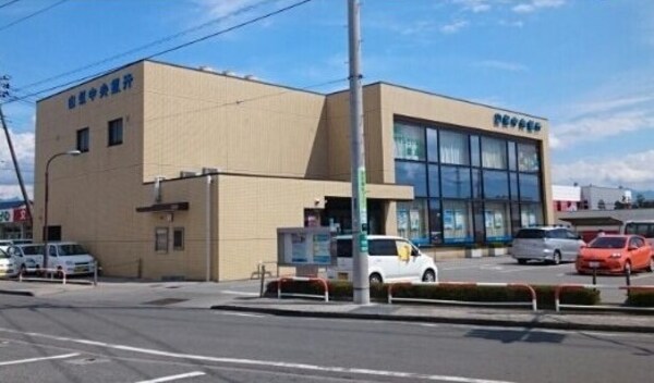 その他(山梨中央銀行敷島店まで1800m)