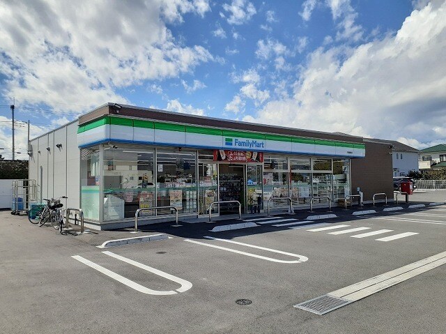 物件内観写真16　(ファミリーマート甲斐篠原店まで130m)