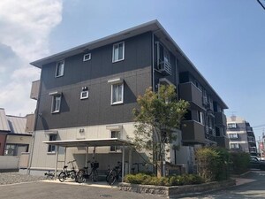 エストレーラ外観写真