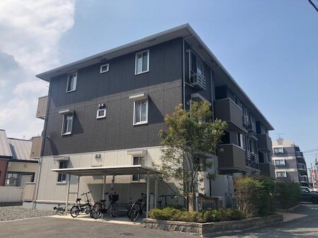 エストレーラ外観写真