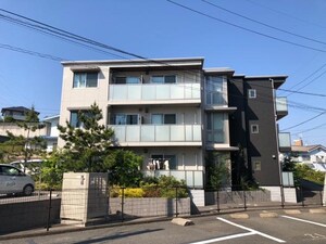 シャーメゾンアレーズⅢ外観写真