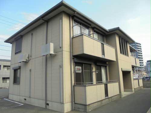 シャーメゾン伊倉東