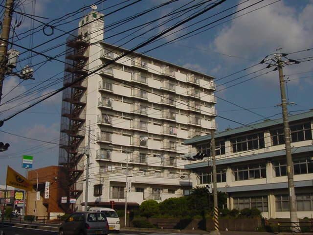 下関スカイマンション駅前の物件外観写真