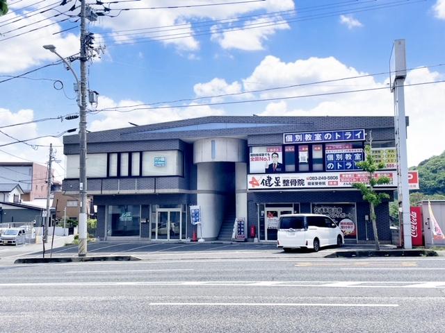小林ビル南町1F左