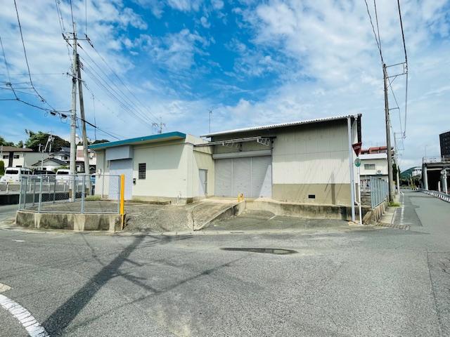 山の田東町T倉庫付き事務所