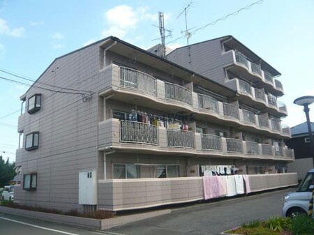 シャルマン市坪外観写真