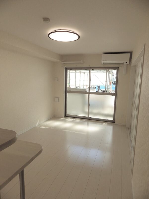 物件内観写真2　(モデルルーム)