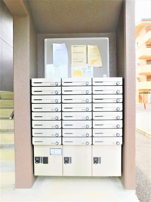 物件内観写真19　(メールボックス)