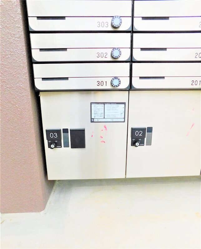 物件内観写真20　(宅配ボックス)