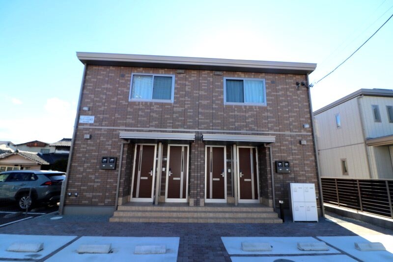 物件外観写真1　(完成予想図)