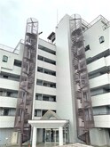 センチュリー石和