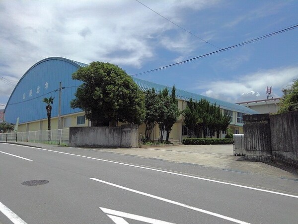 その他(山梨市立山梨北中学校まで800m)