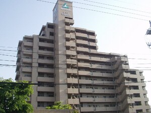 サーパス空港通第3外観写真