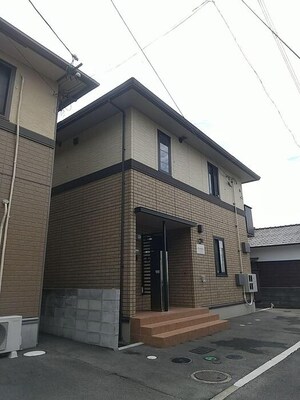 シャトレー・ワタナベⅤ-1外観写真