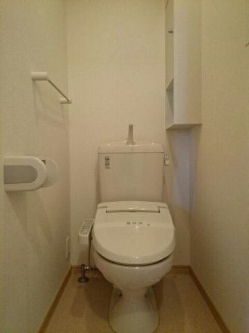 物件内観写真14　(落ち着いたトイレです)