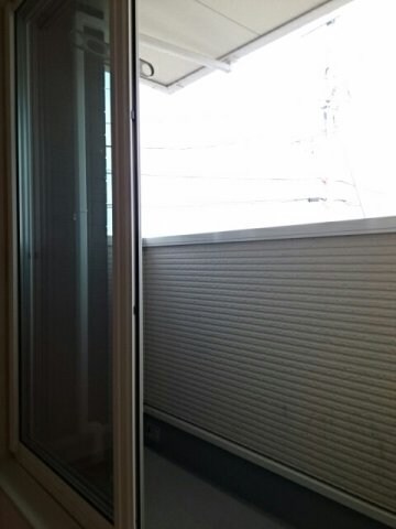 物件内観写真18　(広々としたバルコニーです)