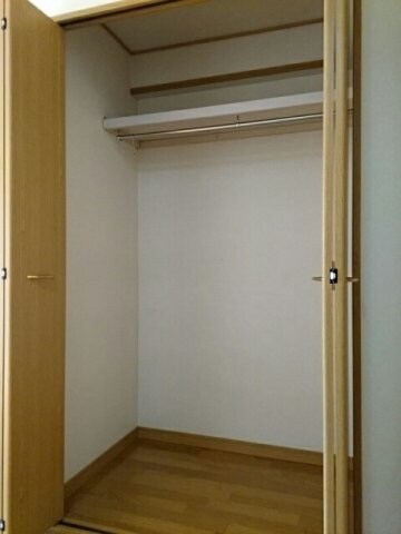 物件内観写真12　(大きなものも収納できそうです)