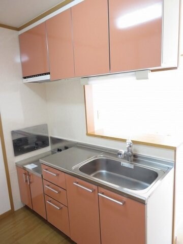 物件内観写真10　(キッチンでお料理をお楽しみください)