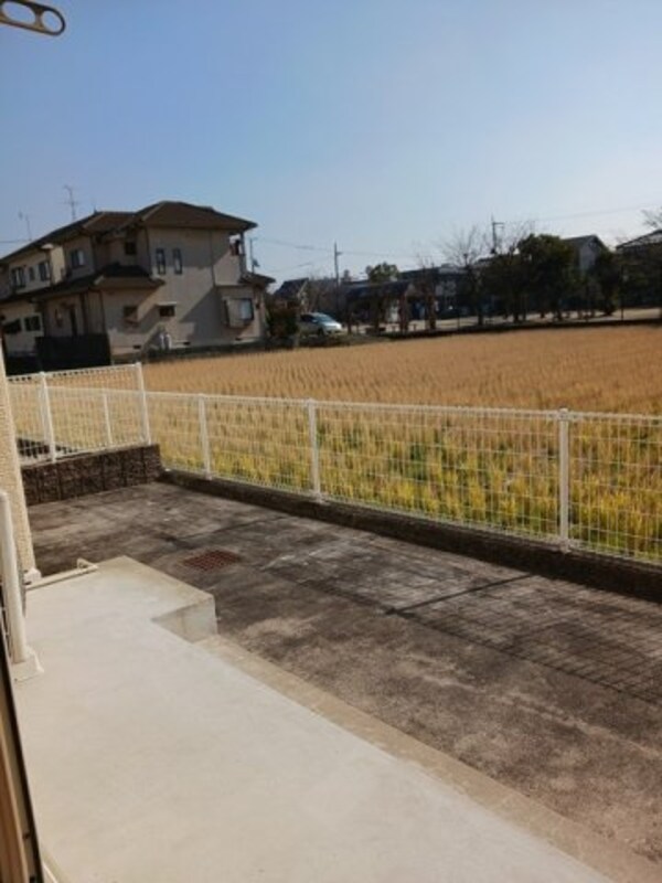 庭(お庭の付いた物件です)