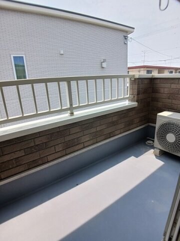 物件内観写真18　(バルコニーがあります)