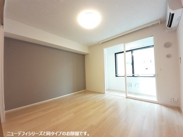 内装他(中はこのようになっています)