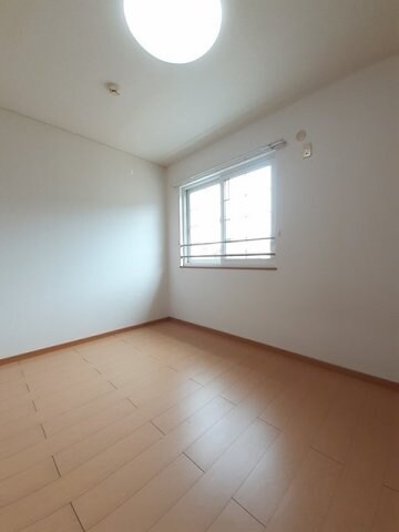 物件内観写真12　(内装です)