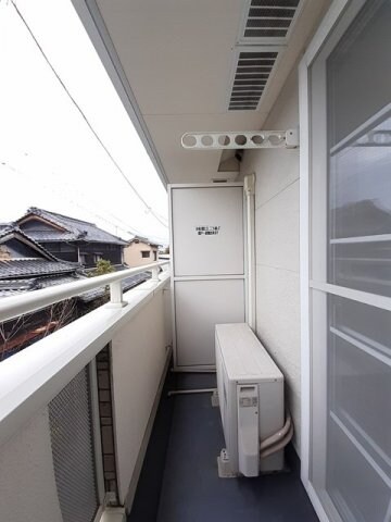 物件内観写真18　(バルコニー付きです)