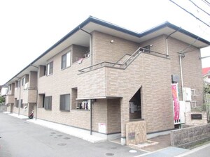 アヴェーク土居田外観写真