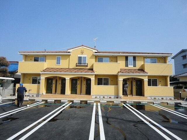 物件外観写真1　(建物外観を気になさる方へ、見た目の良い物件です)