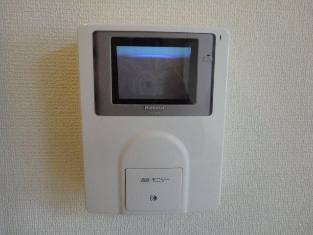 物件内観写真9　(カメラ付インターホン)