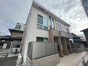 ケンデ外観写真