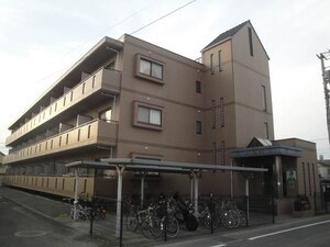 イヒラニハイツ外観写真