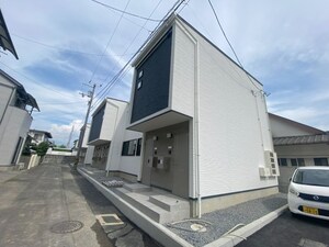 BEEK’S高岡外観写真