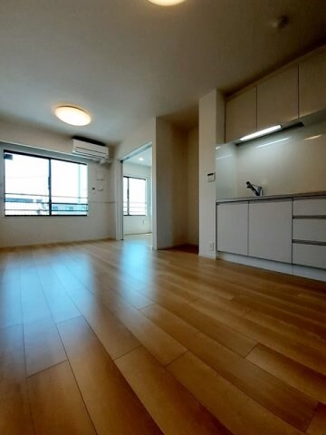 物件内観写真9　(きれいな内装です)