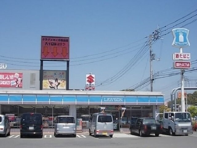 物件外観写真6　(ローソン松山平田店様まで700m)