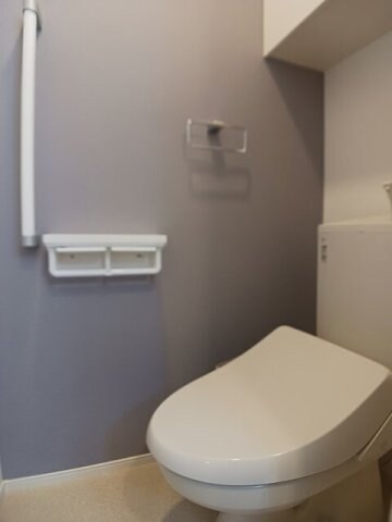 物件内観写真16　(シンプルで使いやすいトイレです)