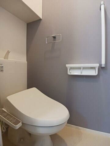 物件内観写真16　(清潔感のあるトイレです)