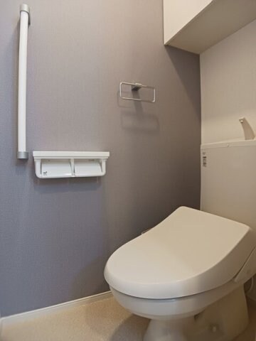 物件内観写真16　(シンプルで使いやすいトイレです)