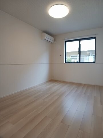 物件内観写真12　(物件の内装です)