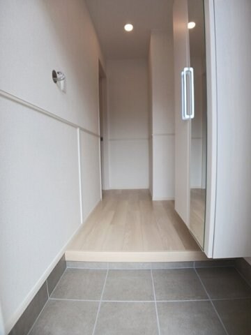 物件内観写真15　(毎日通る玄関はこちらです)