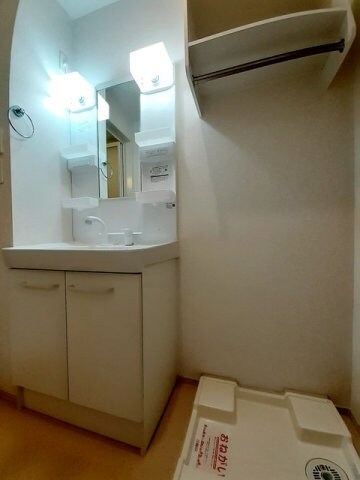 物件内観写真17　(洗面所です)