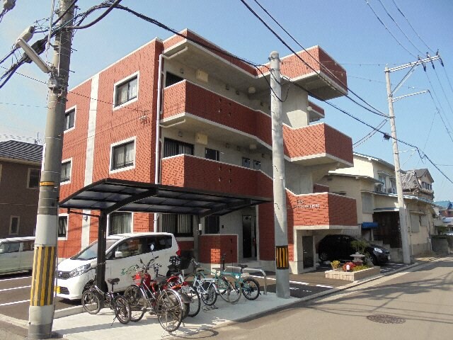 物件外観写真3　(外観写真)