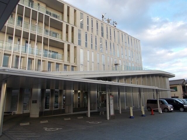 物件外観写真5　(伊予市役所様まで1000m)