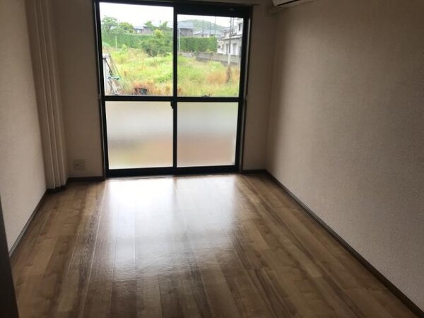 内装他(洋室)