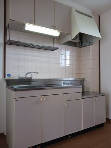 物件内観写真10　(キッチンでお料理をお楽しみください)