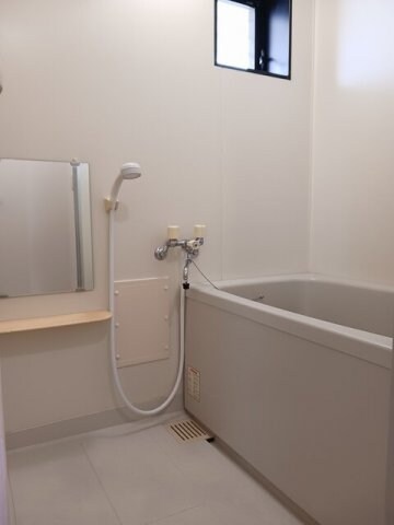 物件内観写真11　(お風呂です)