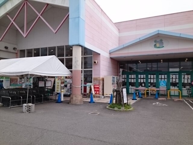 物件外観写真3　(マルナカ清住店様まで2000m)