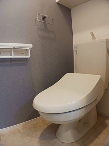 物件内観写真16　(清潔感のあるトイレです)